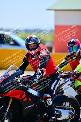 media/Apr-20-2024-TrackXperience (Sat) [[8e083f9805]]/Level 1/Session 3 (Grid Turn 14)/